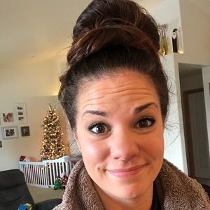 Meet your Posher, Hayley